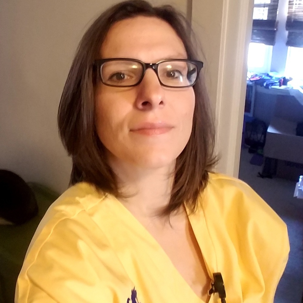 Meet your Posher, Leah